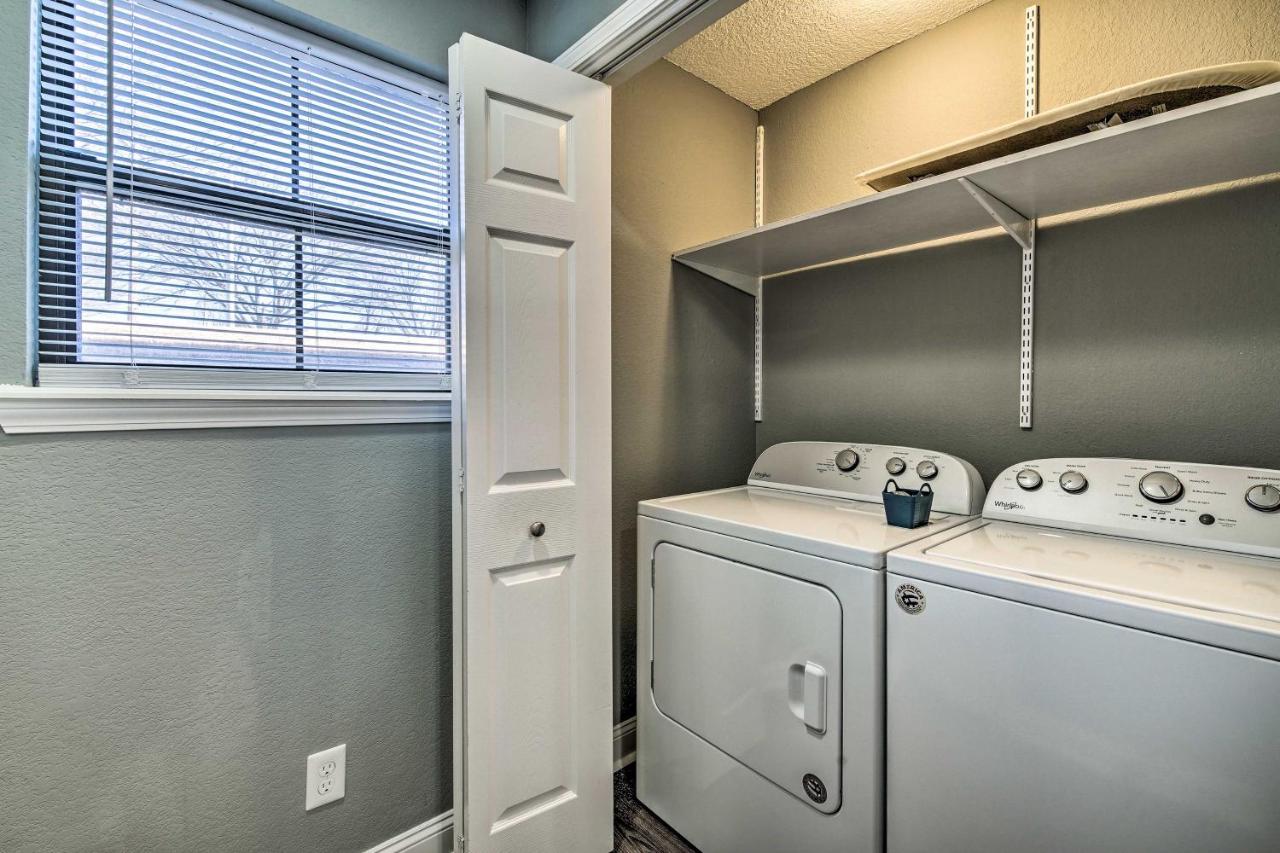 Pet-Friendly Branson Getaway With Private Patio! Apartment ภายนอก รูปภาพ