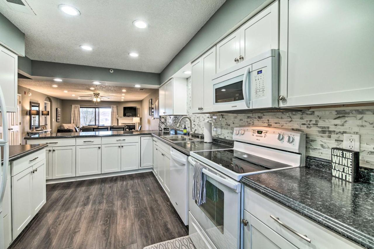 Pet-Friendly Branson Getaway With Private Patio! Apartment ภายนอก รูปภาพ